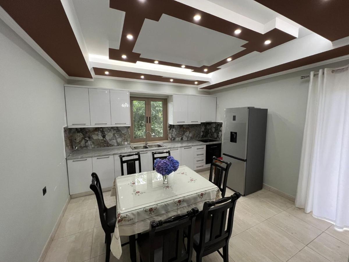 Union Villa Shkodër Екстериор снимка